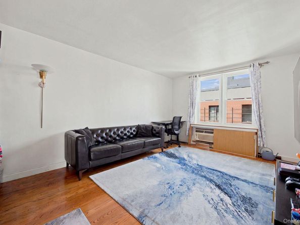 50-22 40th Street 6H, Sunnyside NY 11104