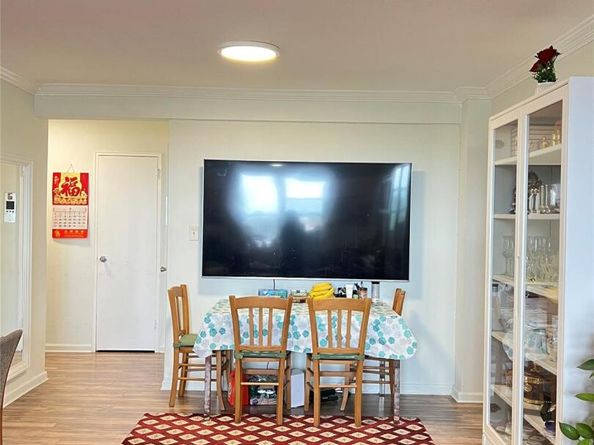 60-11 Broadway 6k, Woodside NY 11377
