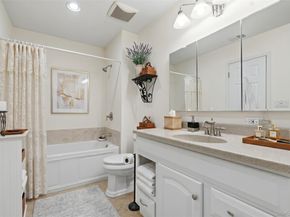 100 Daly Boulevard 2403, Oceanside NY 11572
