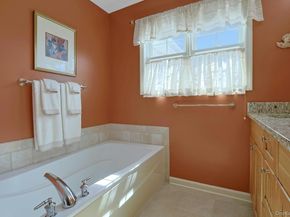 806 Half Moon Bay Drive, Croton-on-Hudson NY 10520