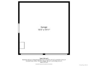 31 Locust Avenue E, Farmingdale NY 11735