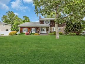 15 Palmer Drive, Sayville NY 11782
