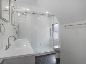 2716 Gunther Avenue, Bronx NY 10469