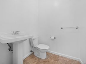 49 Kingsland Avenue, Shirley NY 11967