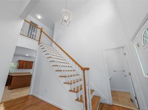 49 Kingsland Avenue, Shirley NY 11967