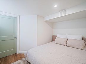 8 Wood Haven Place, East Northport NY 11731