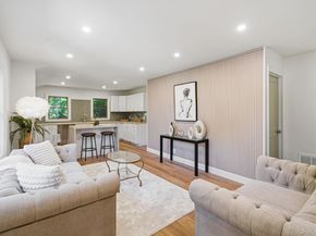 8 Wood Haven Place, East Northport NY 11731
