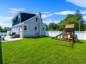 6 Lake Avenue, Merrick NY 11566