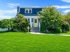 6 Lake Avenue, Merrick NY 11566