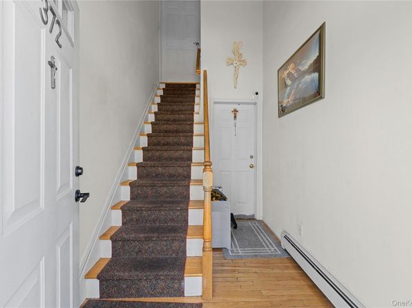372 Madison Street, Franklin Square NY 11010