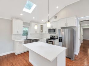 30 Harding Road, Ronkonkoma NY 11779