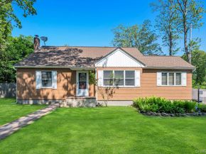 19 Oakland Avenue, Miller Place NY 11764