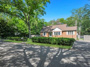19 Oakland Avenue, Miller Place NY 11764