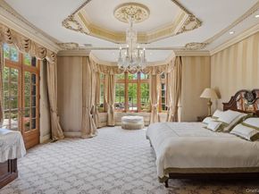 1 Applewood Estate, Upper Brookville NY 11545