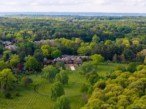 1 Applewood Estate, Upper Brookville NY 11545