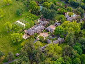 1 Applewood Estate, Upper Brookville NY 11545