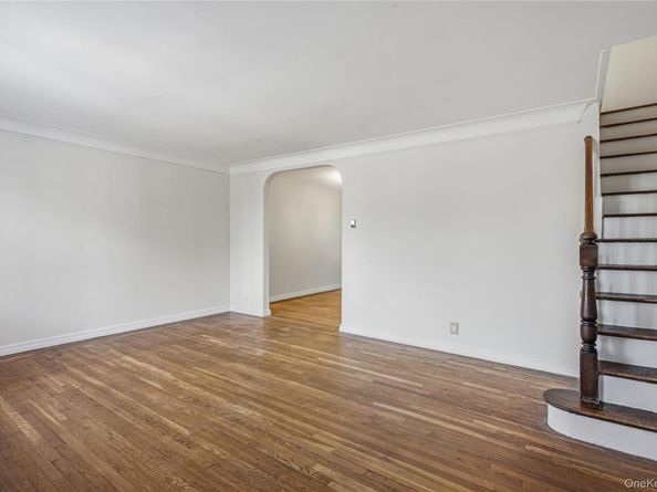 198-22 29th Avenue, Flushing NY 11358