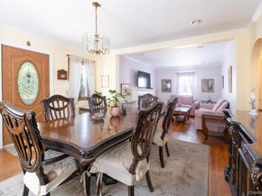 56 Dail Street, New Hyde Park NY 11040