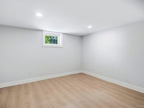 165 Livingston Avenue, Babylon NY 11702