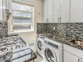 253-01 61st Avenue UPPER, Little Neck NY 11362