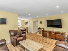 253-01 61st Avenue UPPER, Little Neck NY 11362