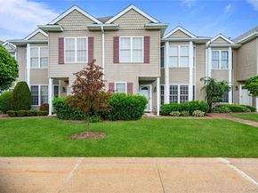 1075 Savoy Drive, Melville NY 11747