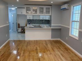 10431 113th Street, Richmond Hill NY 11419