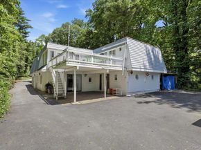 275 Broadfield Road, New Rochelle NY 10804
