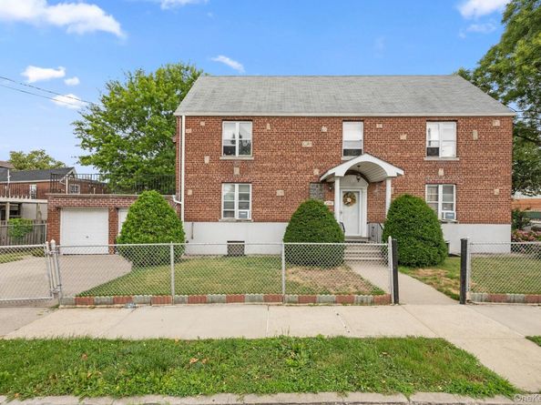 2745 Woodhull Avenue, Bronx NY 10469