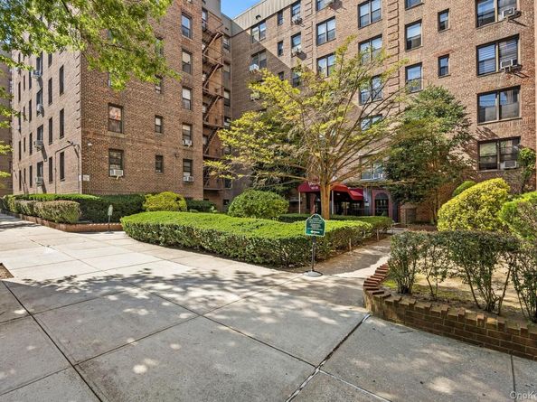 83-25 98 Street 4L, Woodhaven NY 11421