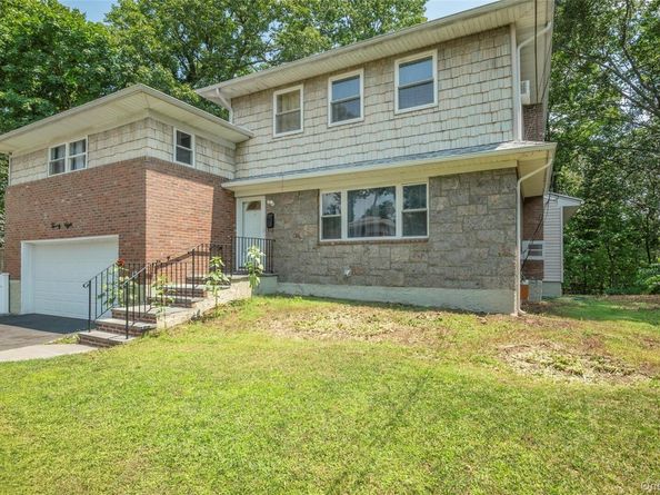 28 Brookdale Road, Glen Cove NY 11542
