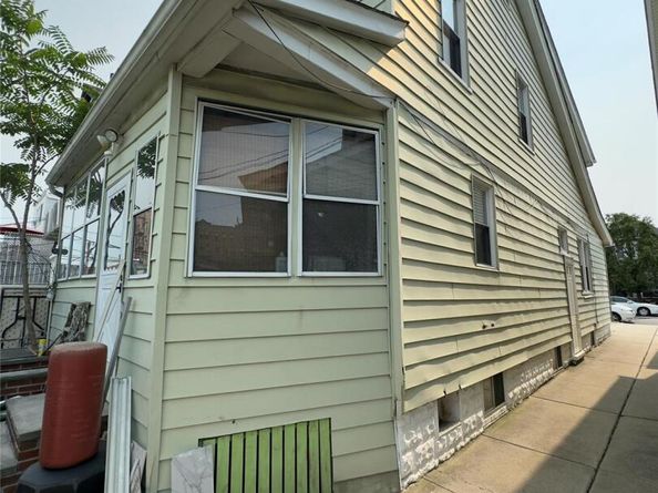 2042 Colonial Avenue, Bronx NY 10461