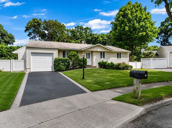 51 Longworth Avenue, Dix Hills NY 11746