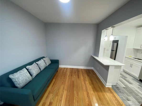 71-27 69th Street, Ridgewood NY 11385