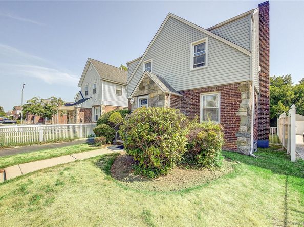 223-42 114th Avenue, Cambria Heights NY 11411