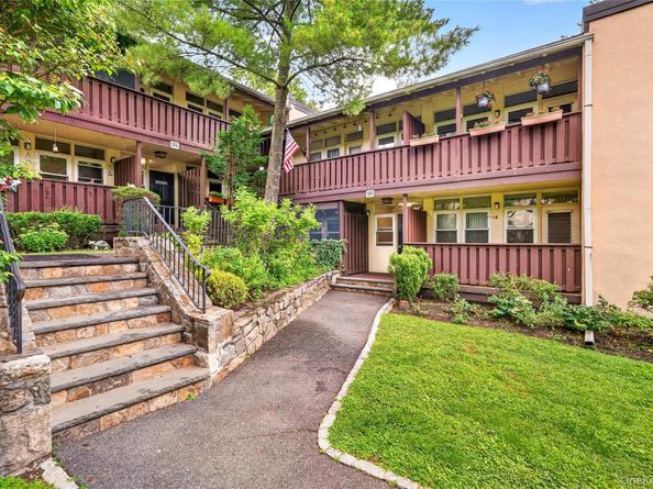 95 Wiltshire Road C 16, Scarsdale NY 10583