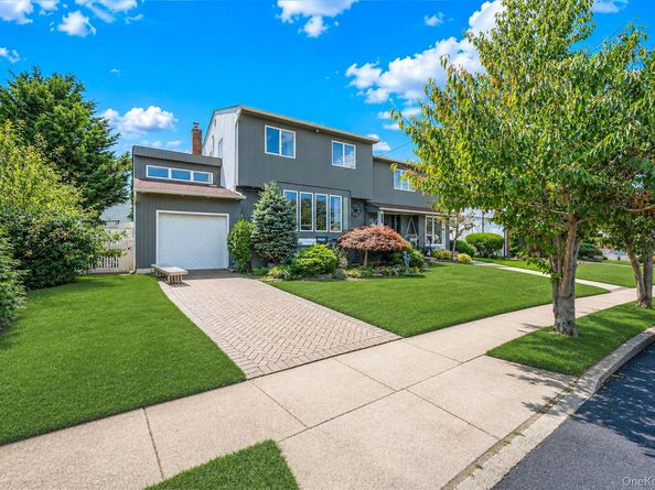 962 Mildred Drive, Baldwin NY 11510