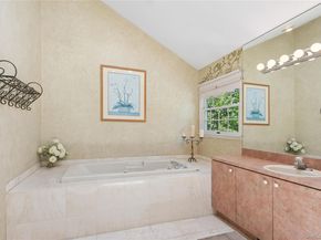 7 Orient Avenue, Northport NY 11768
