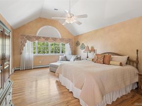 7 Orient Avenue, Northport NY 11768