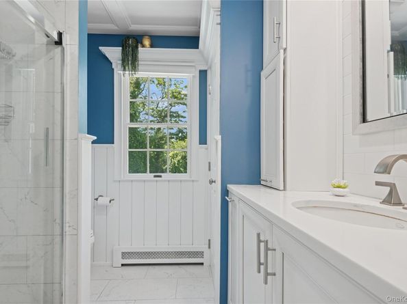 7 Orient Avenue, Northport NY 11768