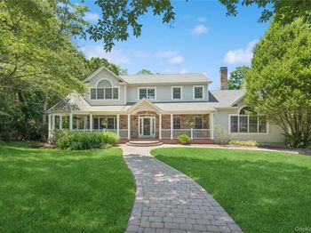 7 Orient Avenue