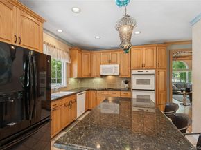 7 Orient Avenue, Northport NY 11768