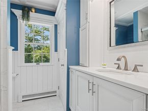 7 Orient Avenue, Northport NY 11768