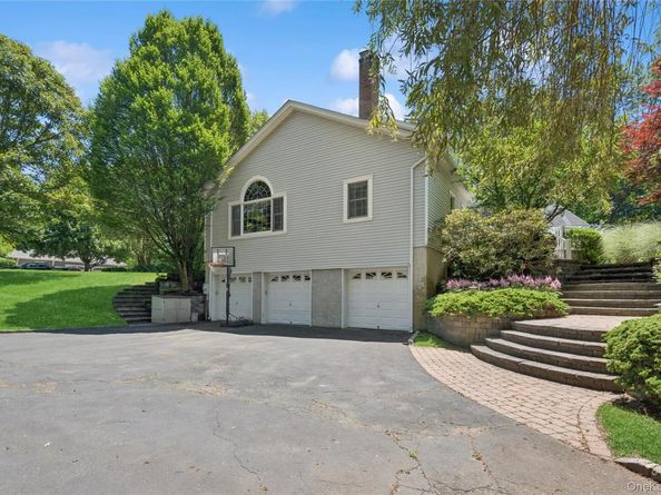 7 Orient Avenue, Northport NY 11768