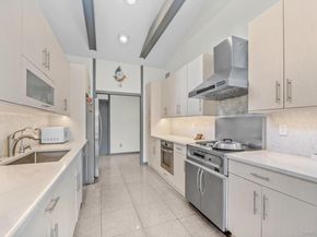 3 Horseshoe Lane, Great Neck NY 11020