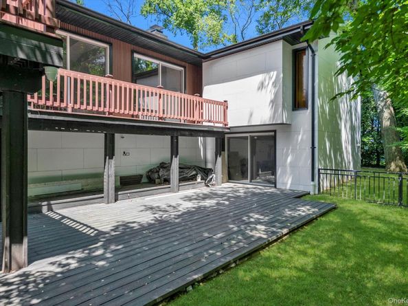 3 Horseshoe Lane, Great Neck NY 11020