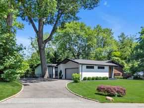 3 Horseshoe Lane, Great Neck NY 11020