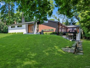 3 Horseshoe Lane