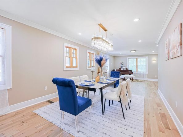 351 Hollywood Avenue, Douglaston NY 11363