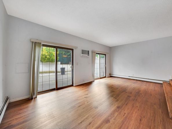 504 Julius Road 7c, College Point NY 11356